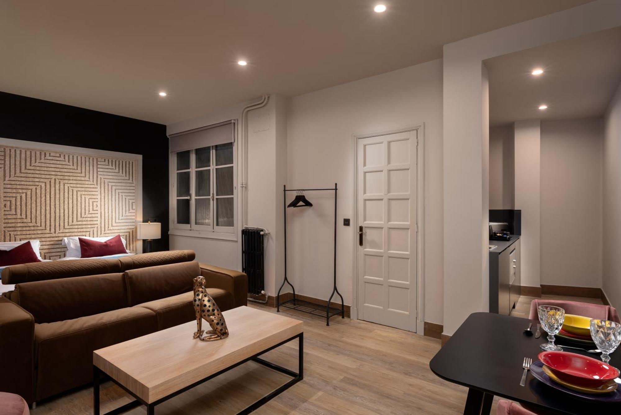 Suite 1907 Oviedo Low Cost Buitenkant foto